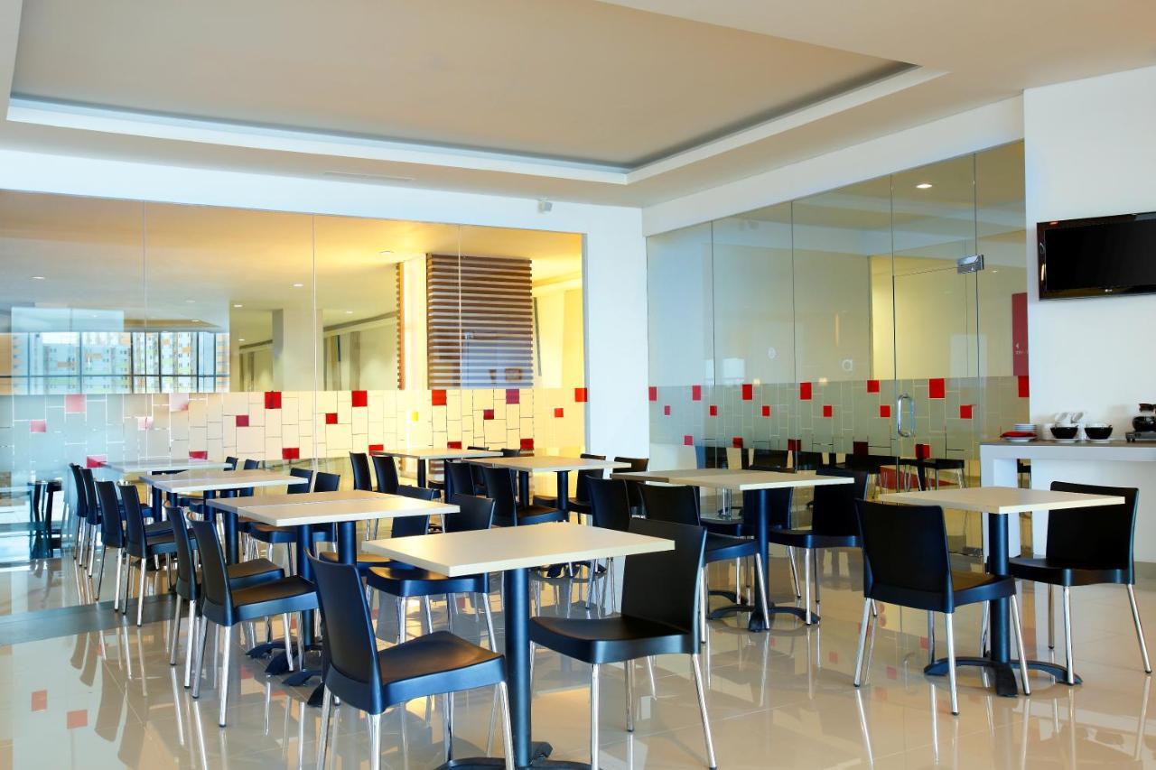 Amaris Hotel Seasons City Jakarta Eksteriør billede