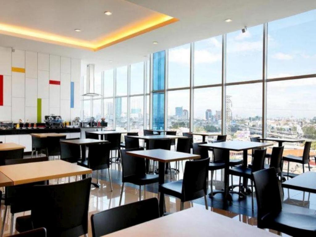 Amaris Hotel Seasons City Jakarta Eksteriør billede