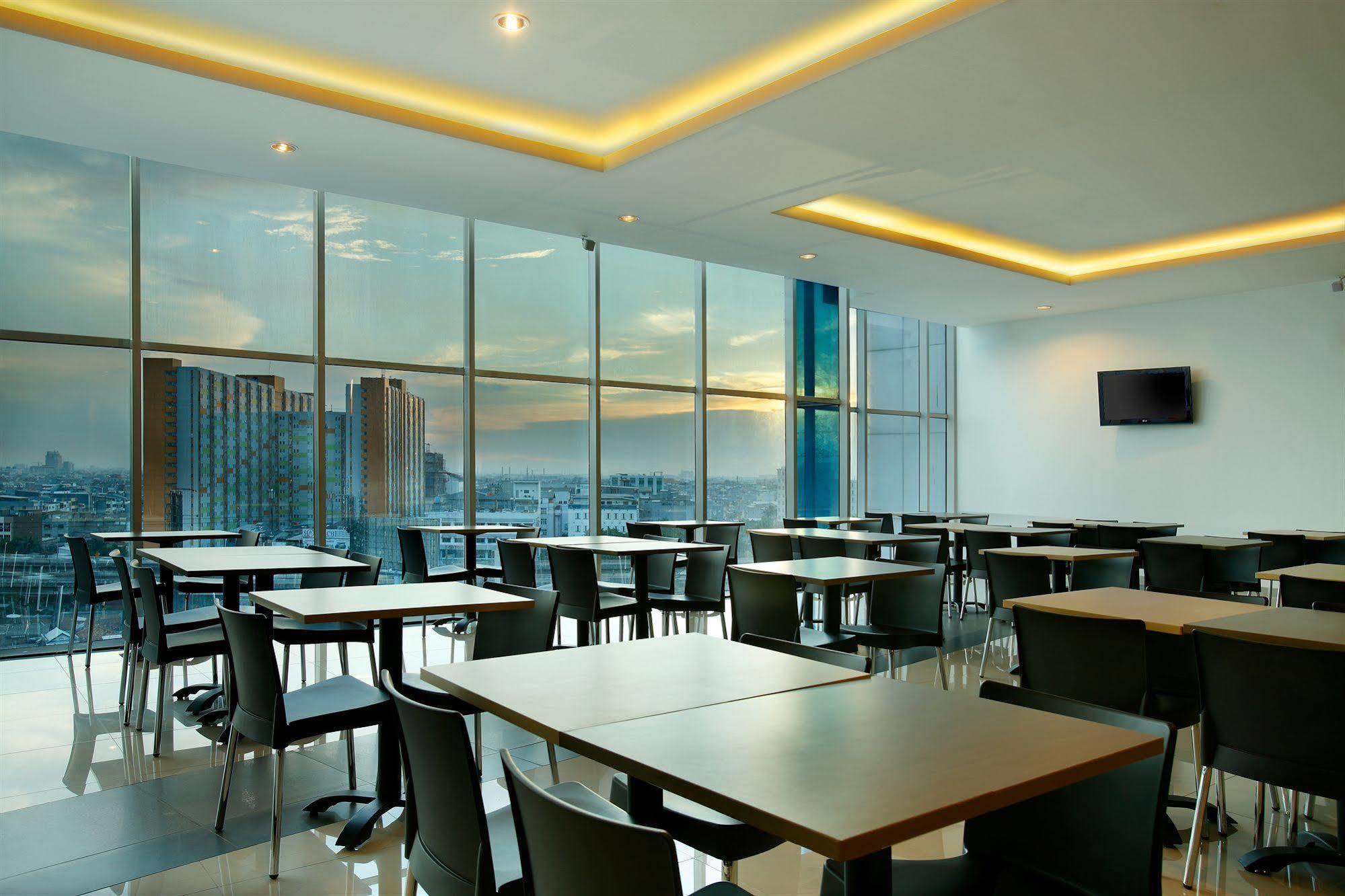 Amaris Hotel Seasons City Jakarta Eksteriør billede